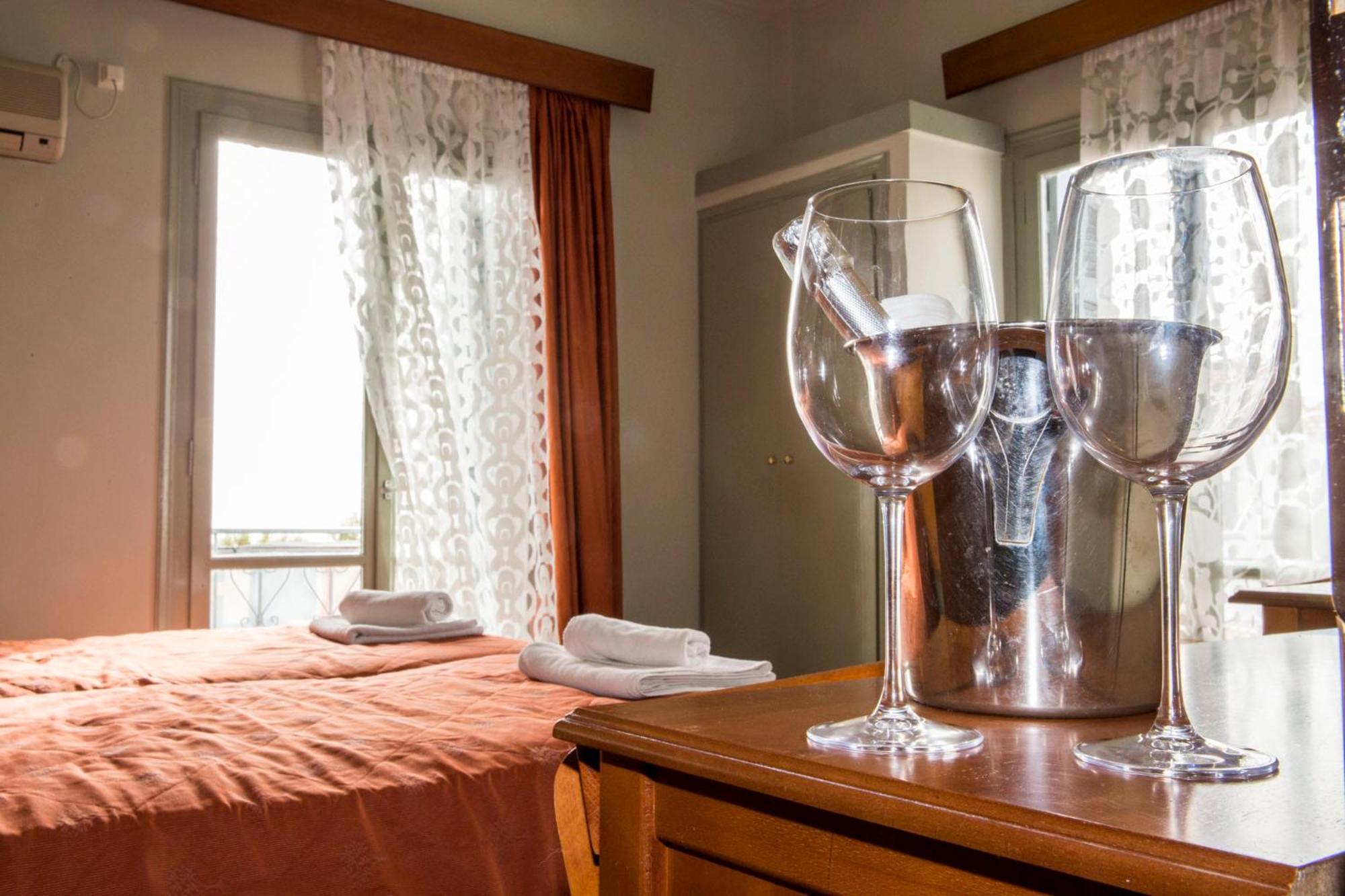 Togias Hotel Aegina Zewnętrze zdjęcie